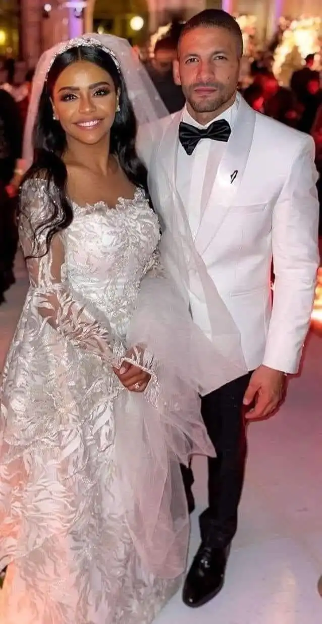 أسماء أبو اليزيد وزوجها محمد الخطيب