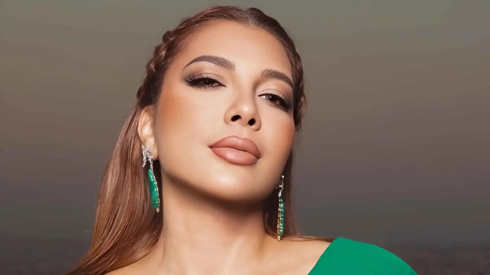 أصالة تغني لنفسها في عيد ميلادها و"روتانا" تحتفي بـ "أيقونة الشرق"