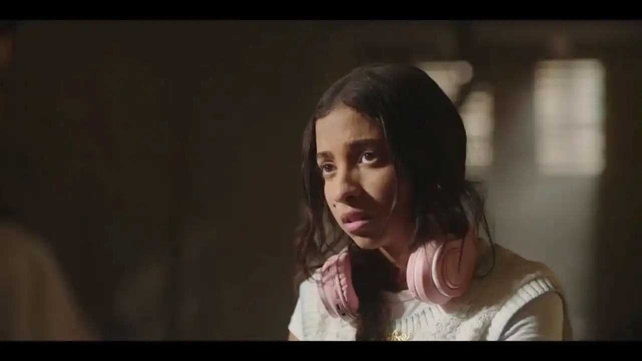 مسلسل تحت السن
