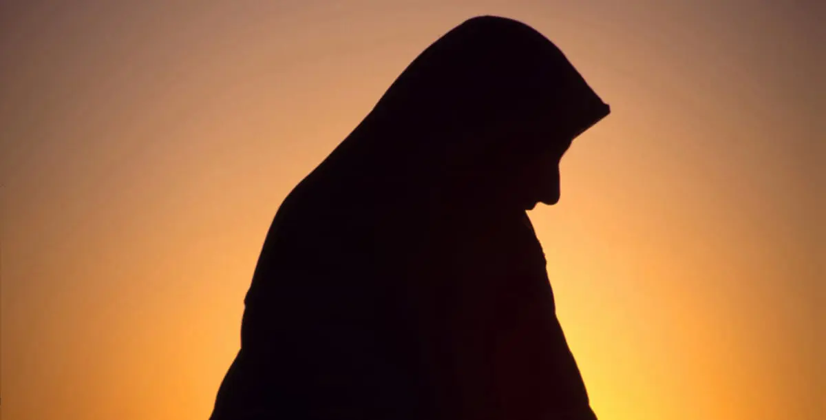 سعودي يكشف لابنته أنها لقيطة بعد 37 عاما.. والسبب الطمع!