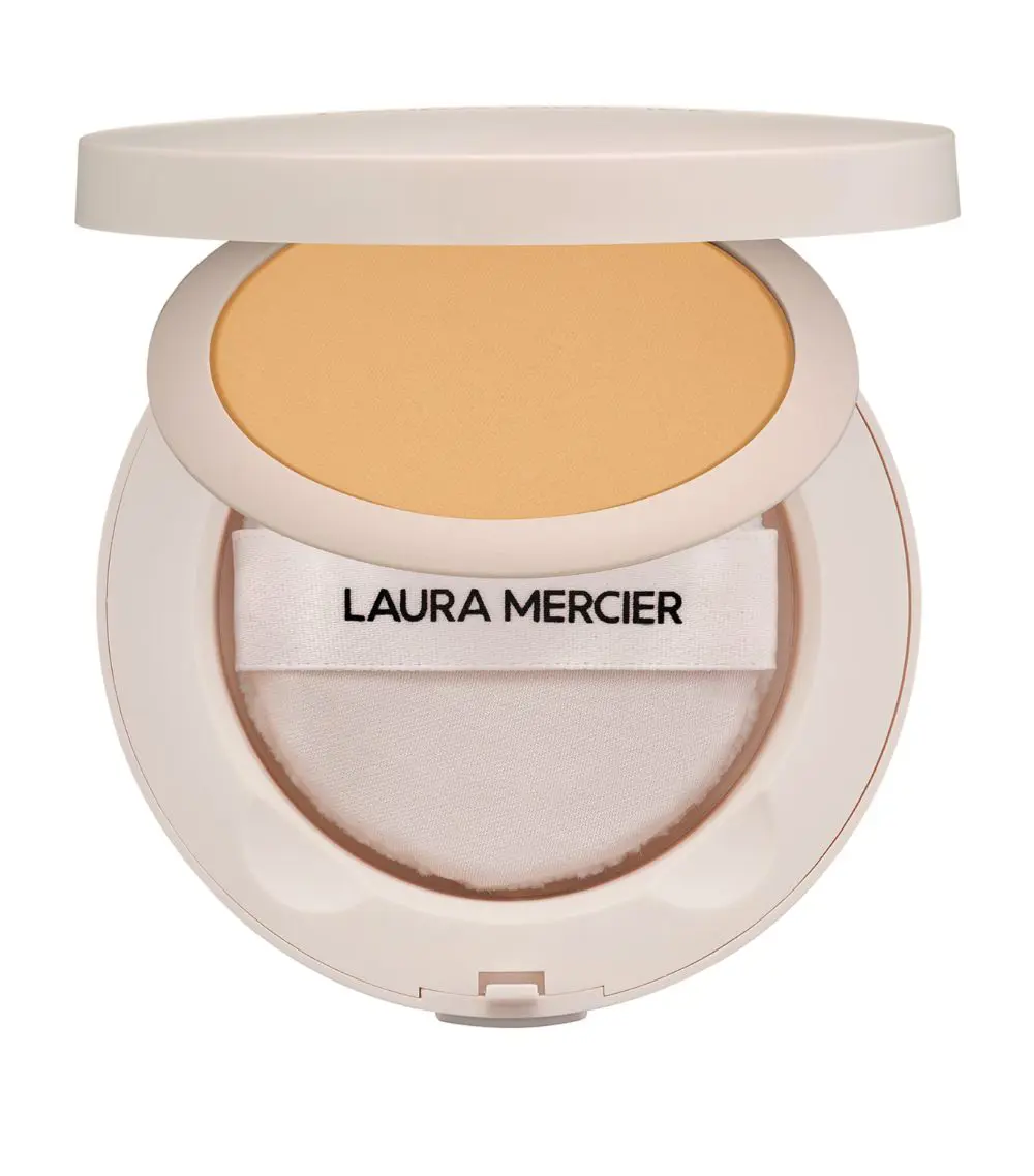 بودرة Laura Mercier