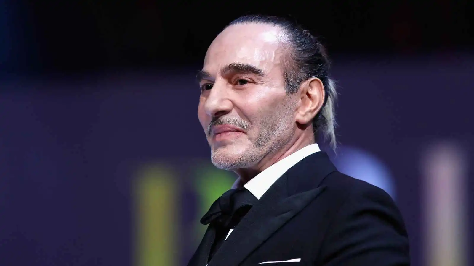 جون غاليانو ينسحب من Met Gala 2027