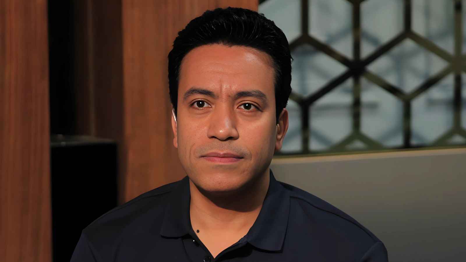 سامح حسين