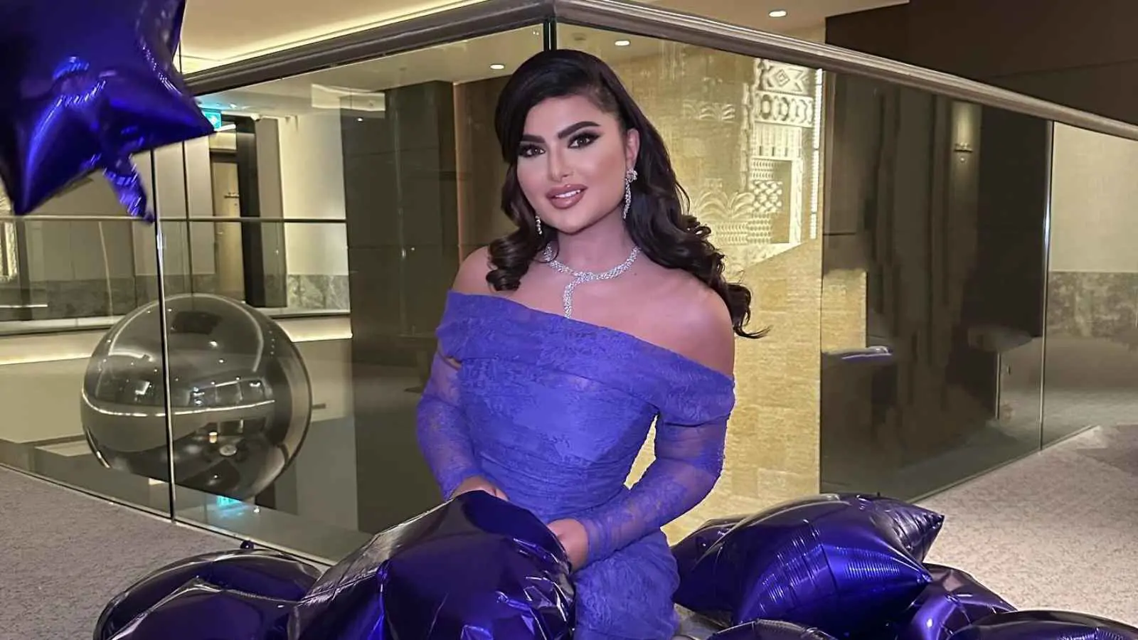  الفنانة البحرينية أميرة محمد 