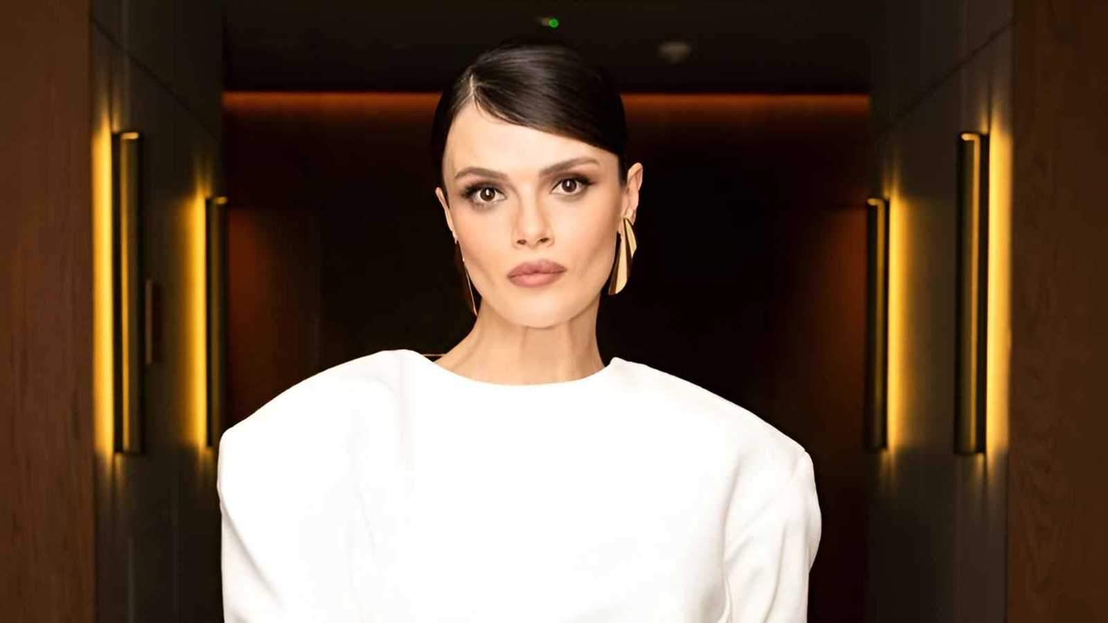 سينام أونسال ممنوعة من السفر إثر قضية "مخدرات المشاهير" 