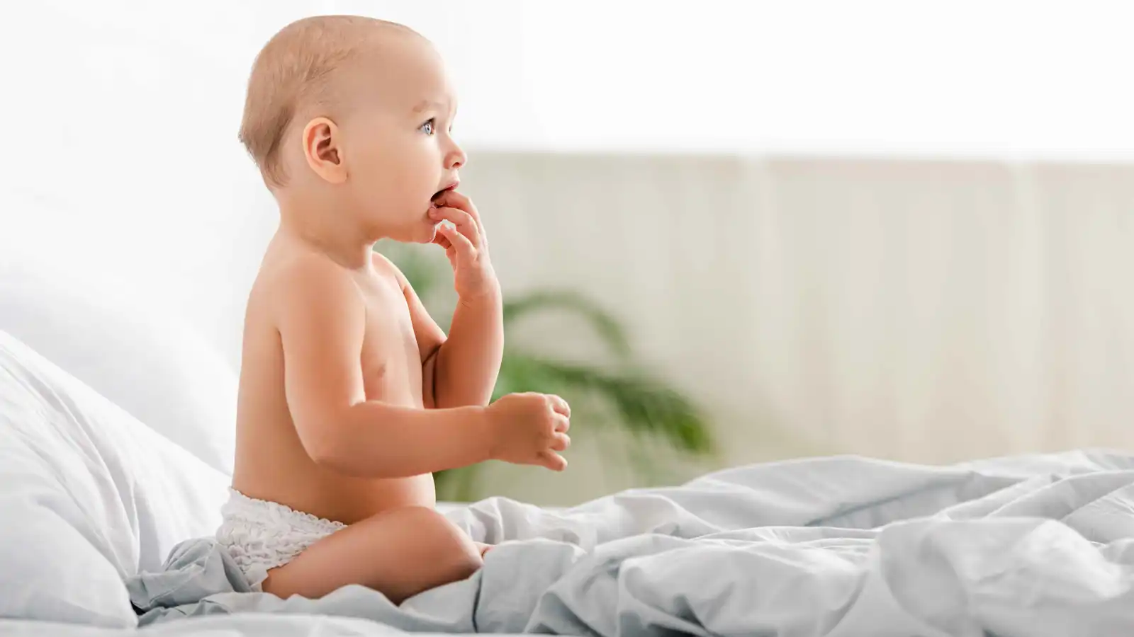 كيف أعرف أن طفلي يعاني من أعراض التسنين؟