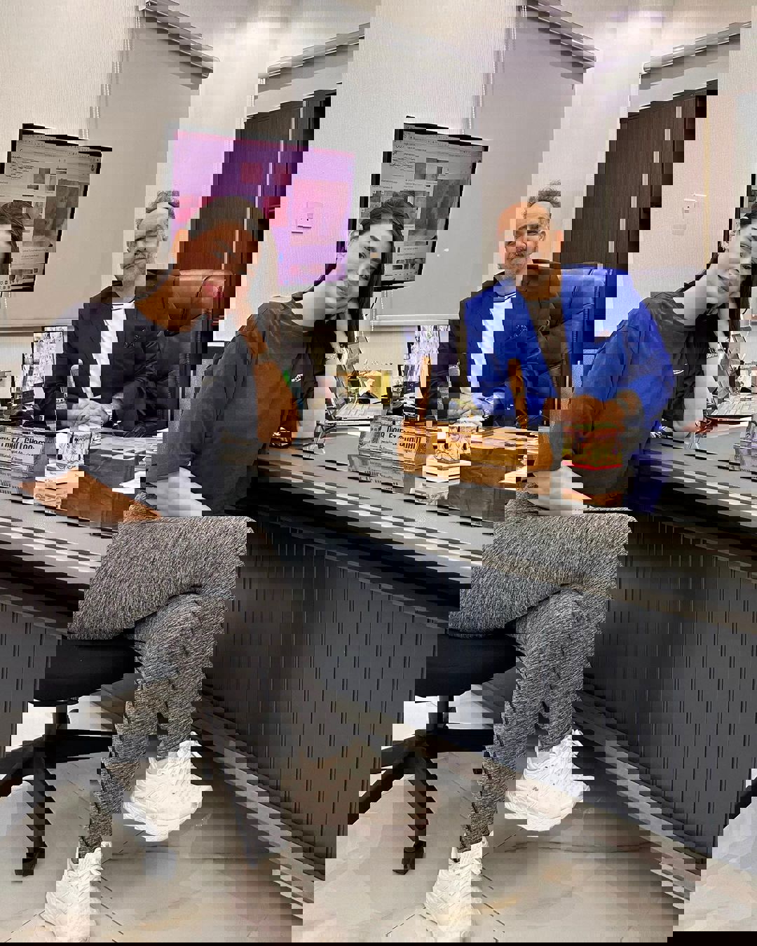 f570d07b-49f7-4ea9-b3cf-e0f8da52d046