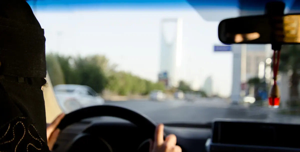 كيف سخر السعوديون من قيادة المرأة المرتقبة للسيارة؟