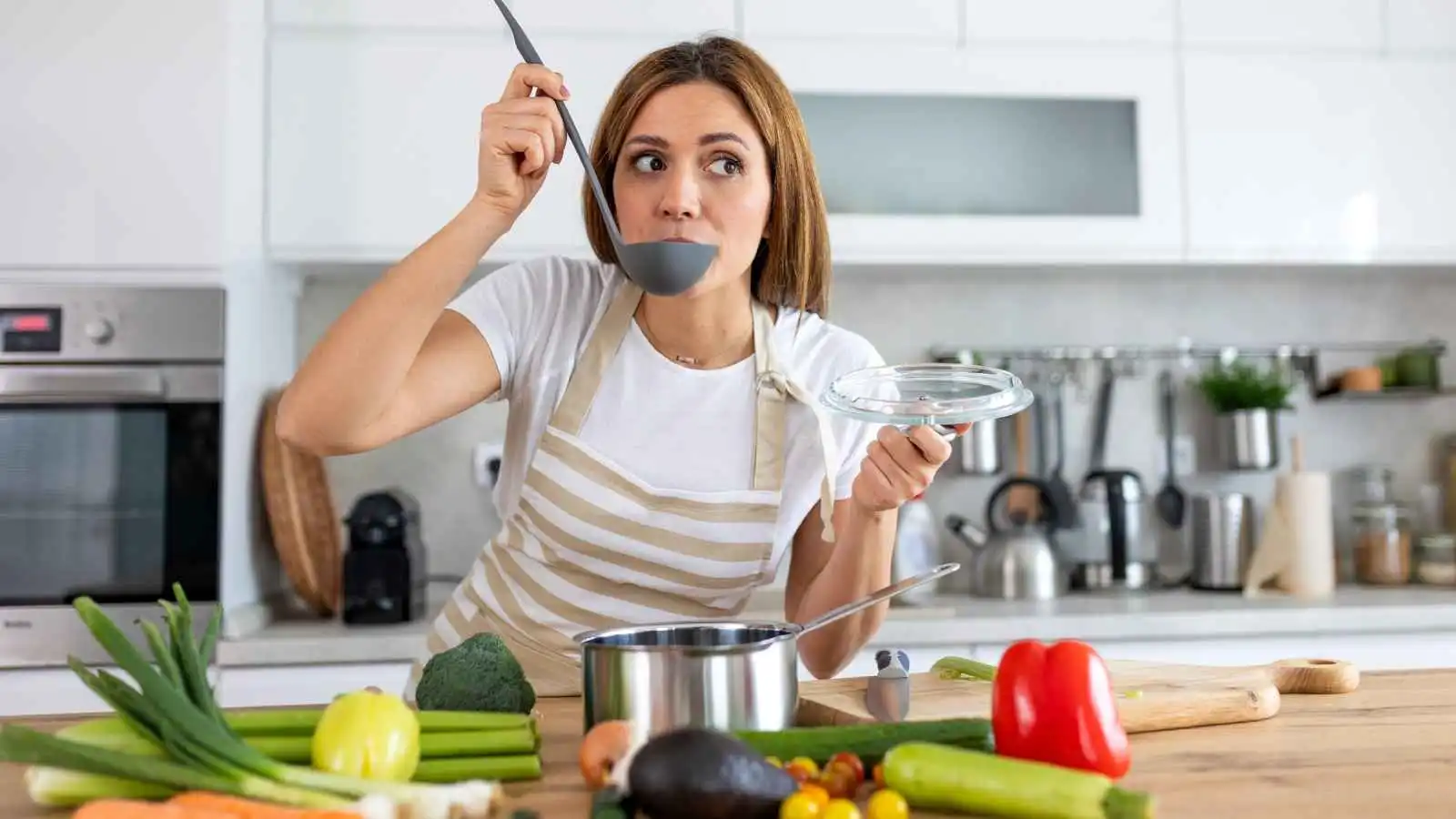 7 فواكه وخضراوات قليلة الألياف مريحة للأمعاء والقولون