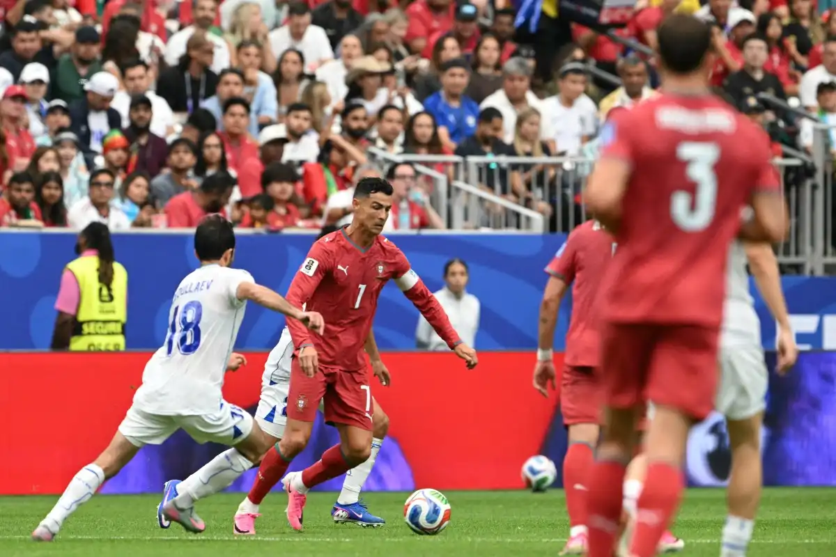 كريستيانو رونالدو أول لاعب يسجل في 6 بطولات كأس عالم مختلفة