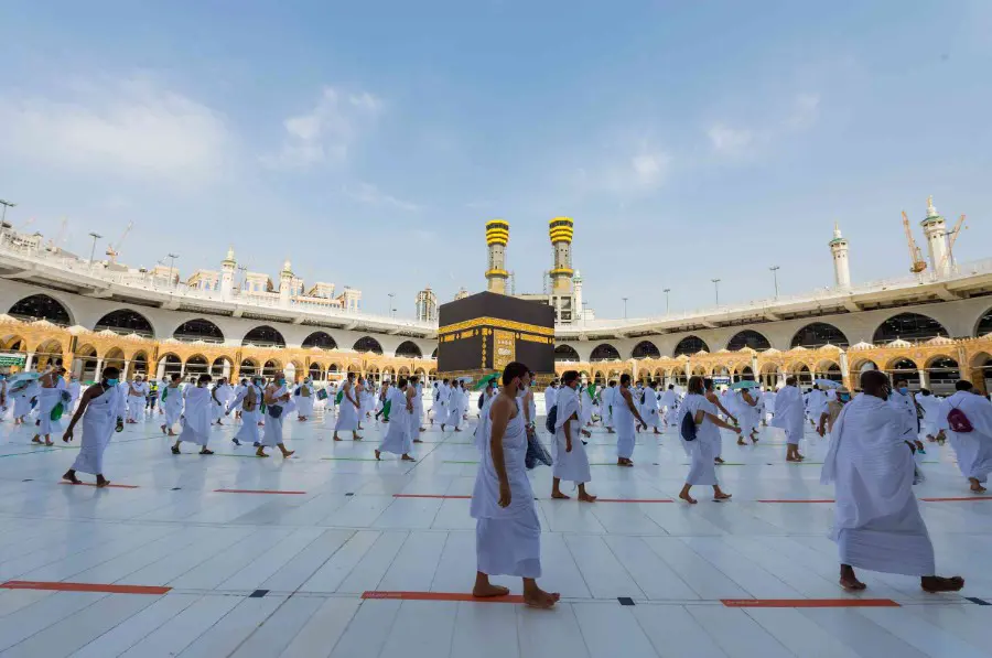 حجاج بيت الله الحرام