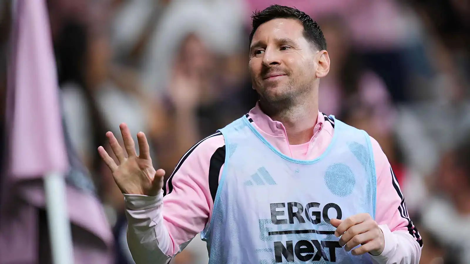 مقطع فيديو لـ ميسي بدون حارس شخصي في ميامي يثير التفاعل