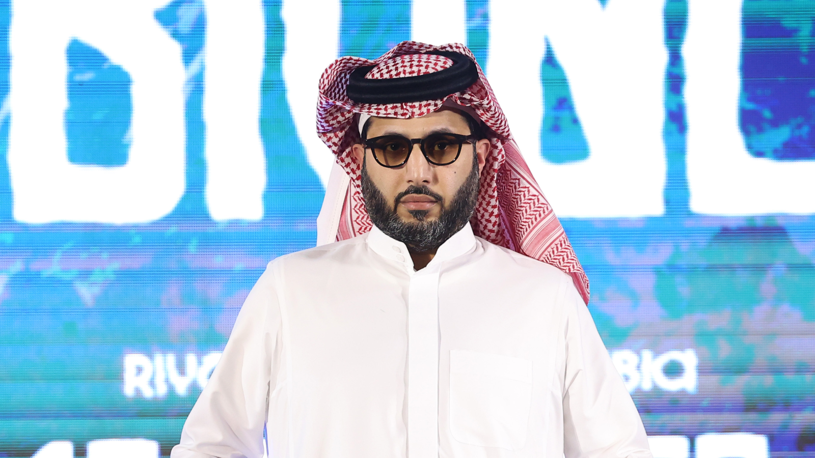 تركي آل الشيخ يستذكر أساطير الكرة في أجواء كأس العالم 2026