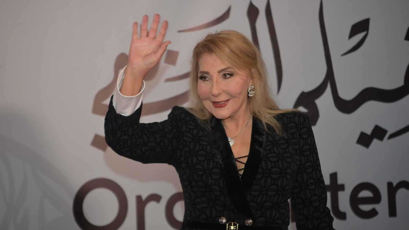 تكريم نادية الجندي وغسان مسعود في مهرجان وهران السينمائي (صور)