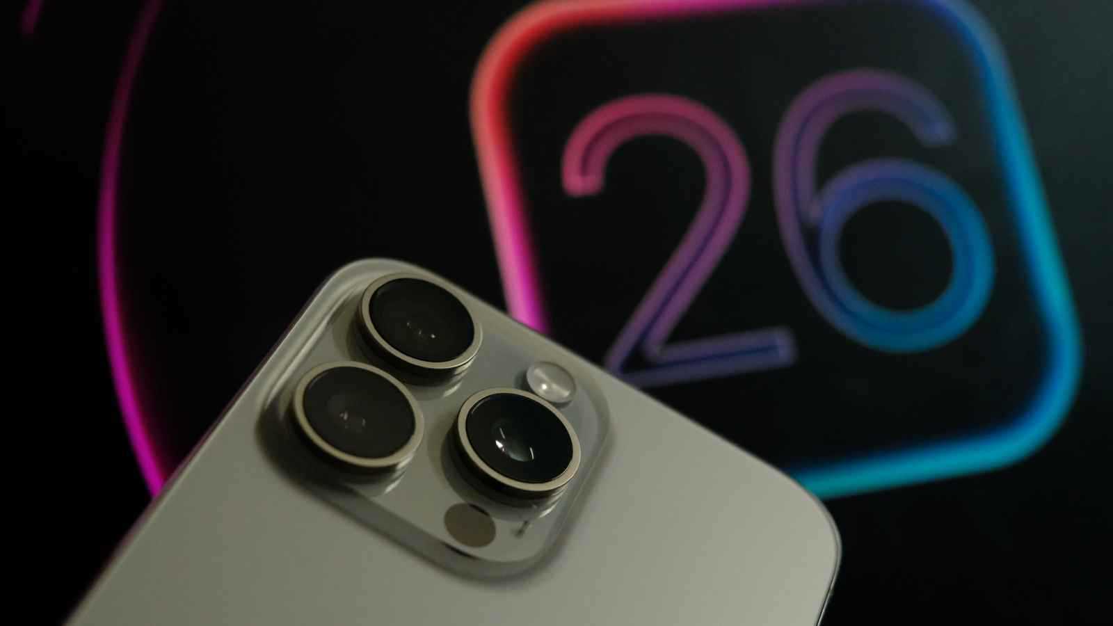 ماذا تخطط Apple لمستخدمي آيفون بعد اقتراب تحديث iOS 26.4؟