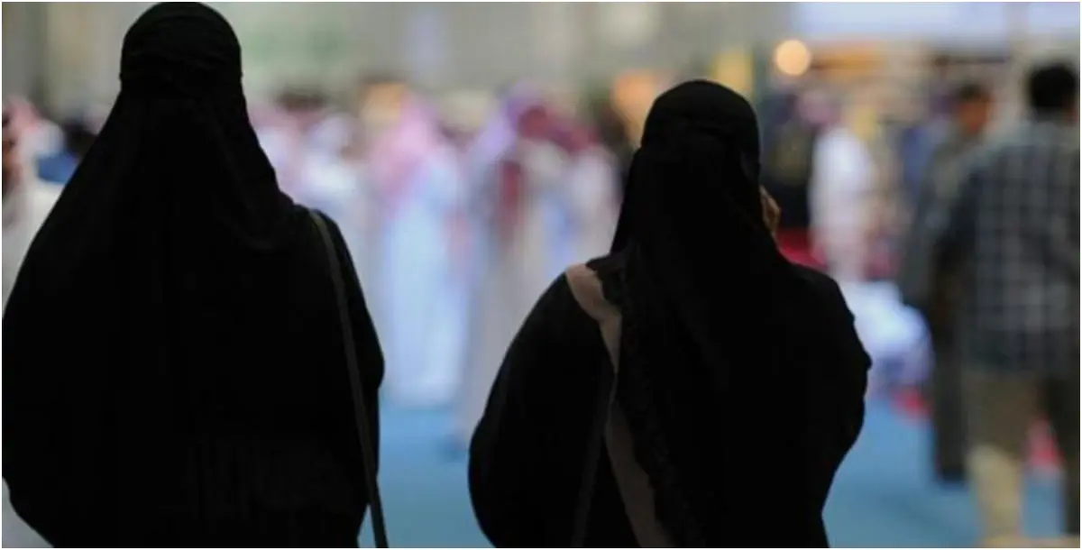 السعودية.. القبض على 100 شاب وفتاة بقضايا تحرش وملابس غير لائقة!