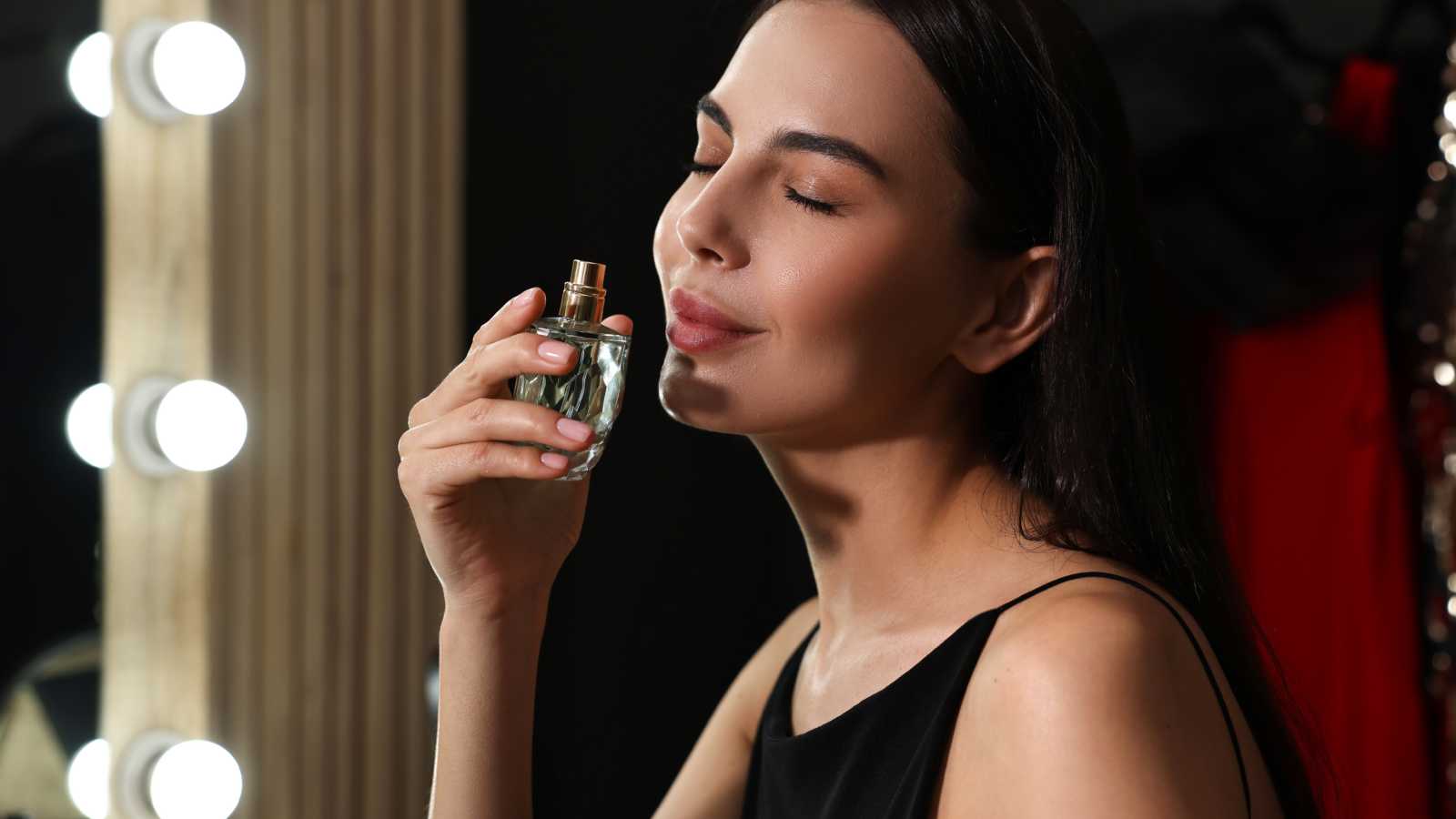 عطور شرقية ليوم التأسيس السعودي