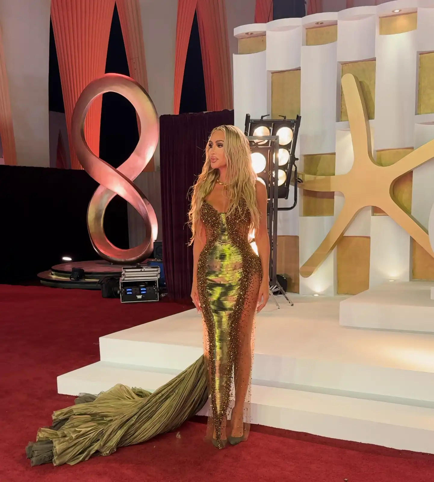 هل تعيد مايا دياب تقديم برنامج هيك منغني ؟