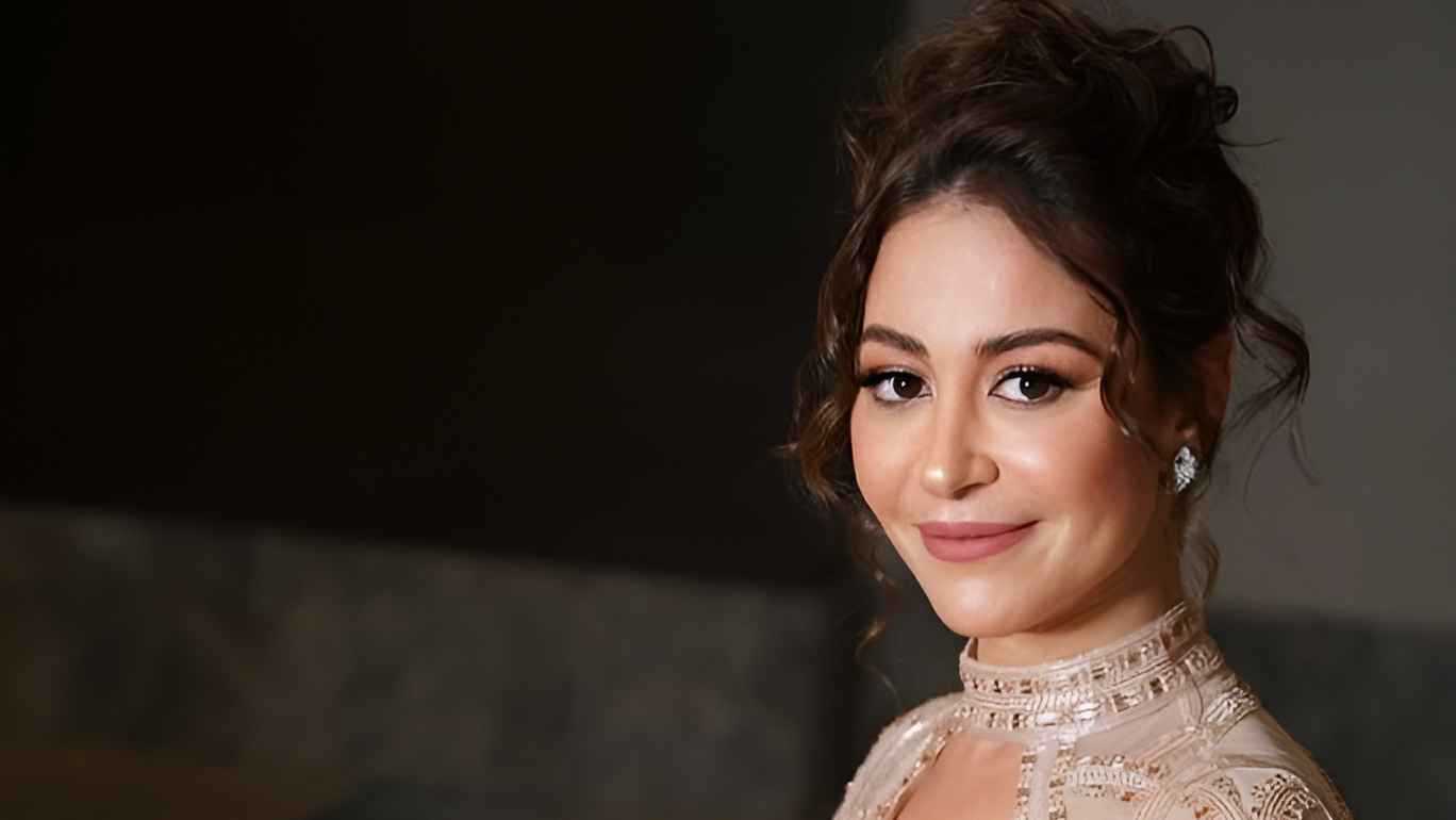 منة شلبي توجه رسالة مؤثرة بعد رحيل والدها