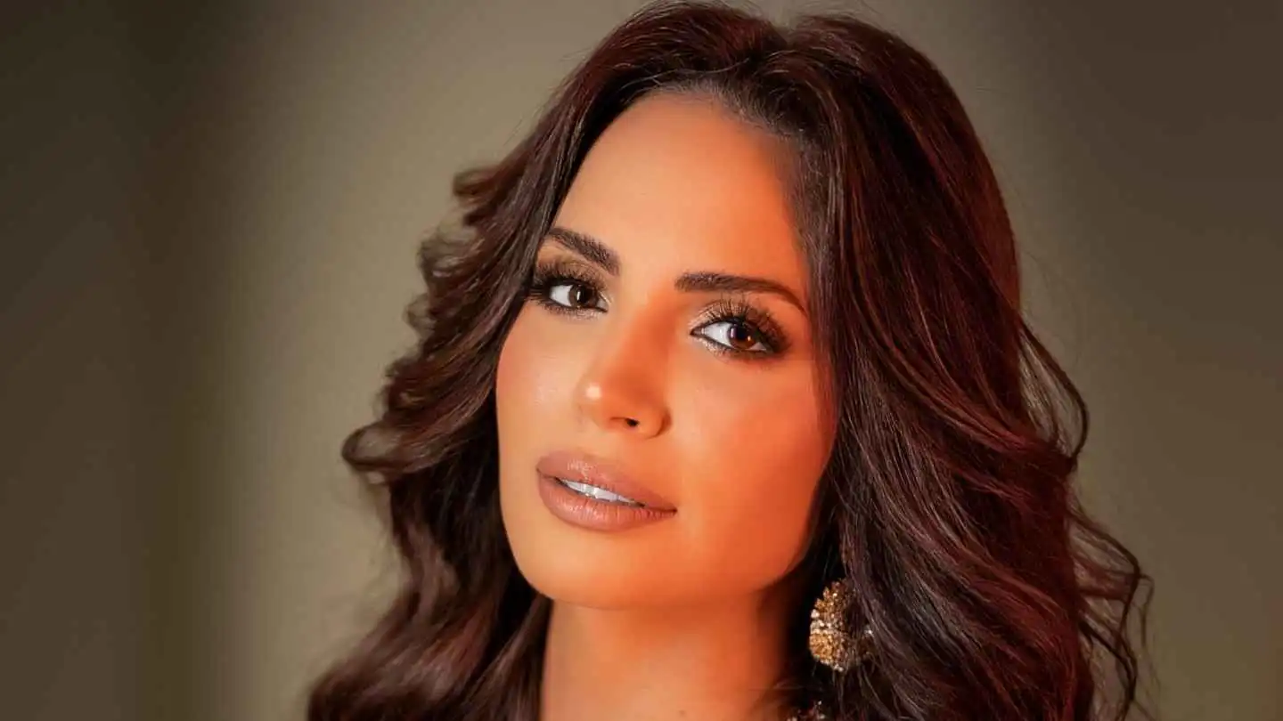 ماذا قالت آمال ماهر لـ شيرين عبد الوهاب بعد طرح "الحضن شوك"؟