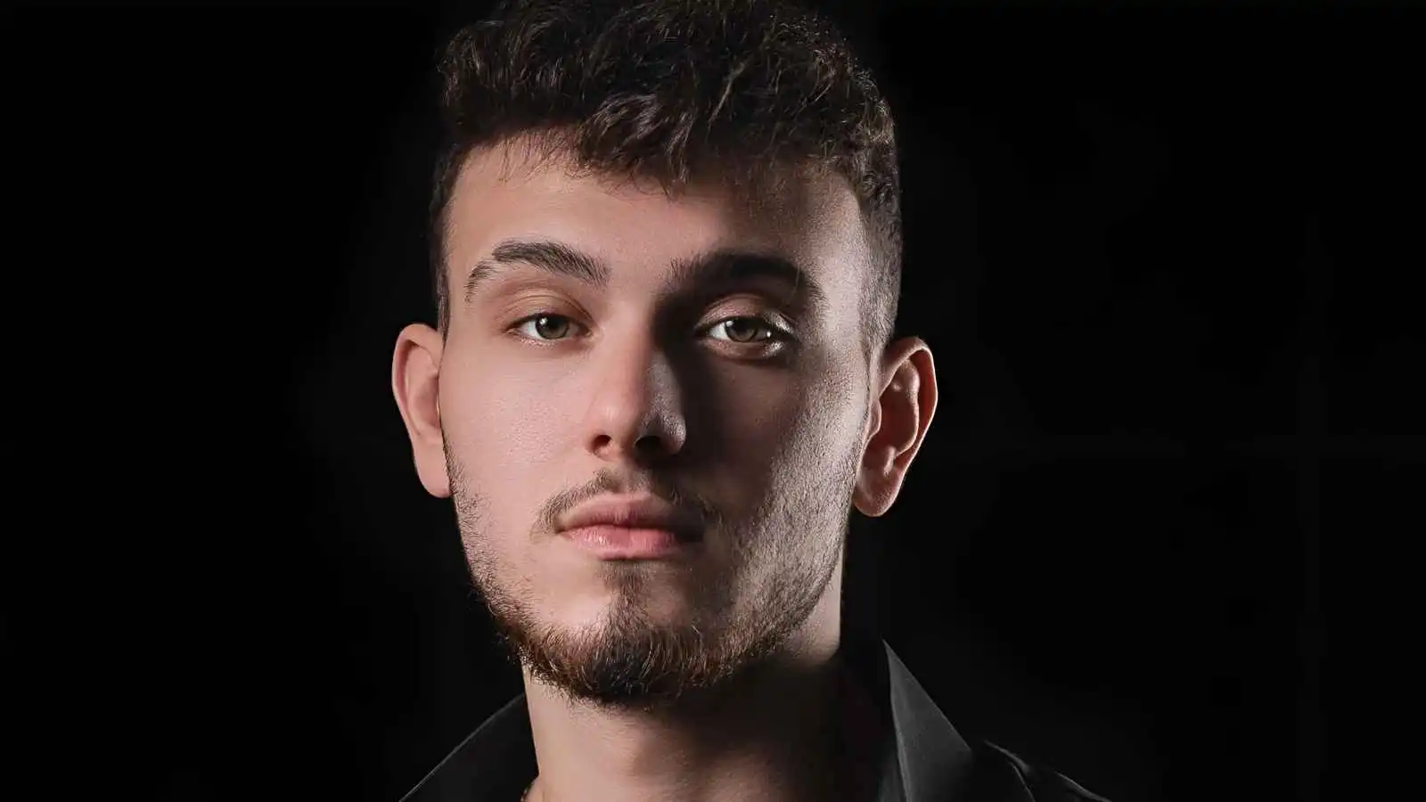 الشامي يكشف موقفه من تقديم ديو مع فضل شاكر