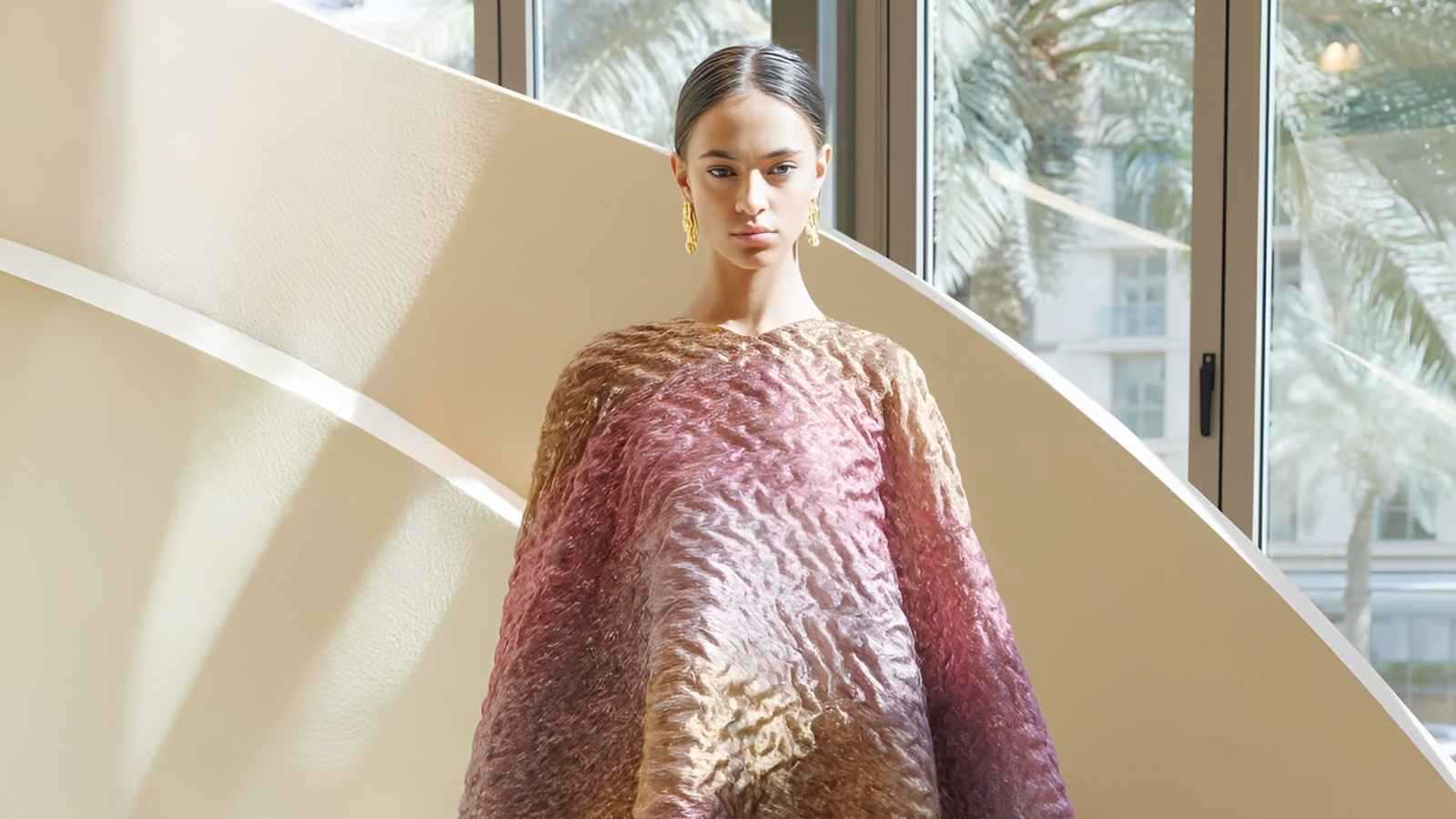 الترتر والميتاليك يزينان أناقة النجمات في مهرجان الجونة 2025