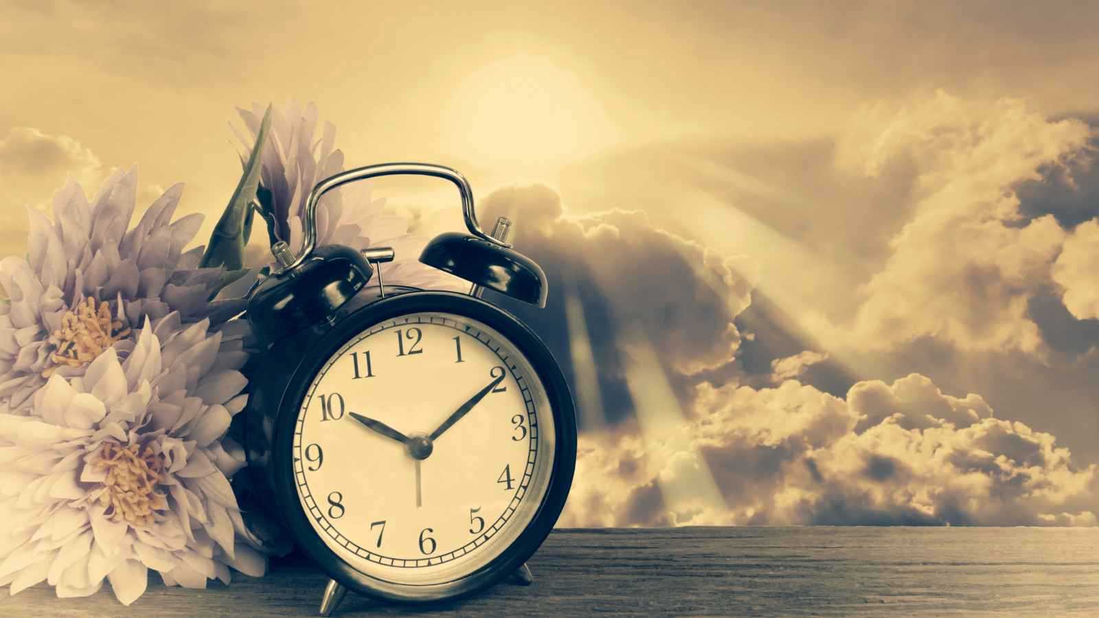 جرس الإنذار في الحلم تحذير وتنبيه