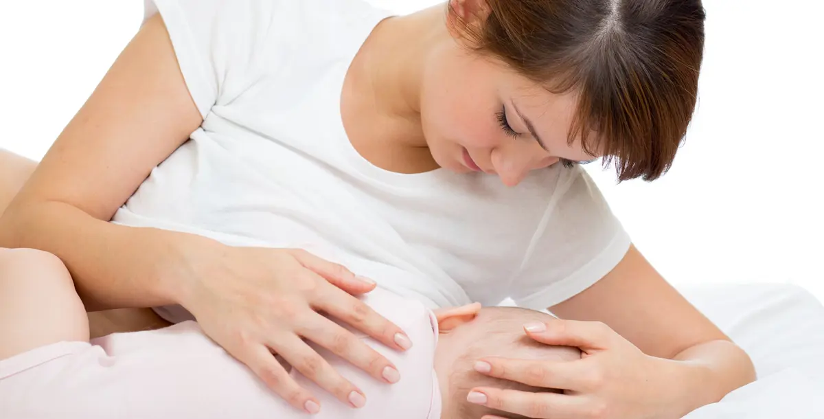 ما علاقة الرضاعة الطبيعية بالحد من أمراض القلب عند الأمهات؟