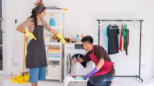 علاقات