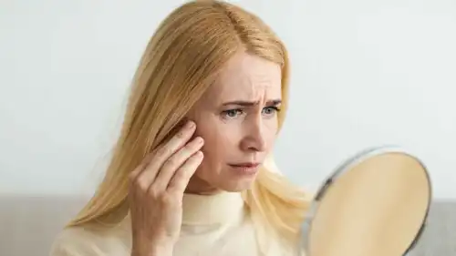 التغيرات الطبيعية لجسم المرأة مع التقدم بالعمر