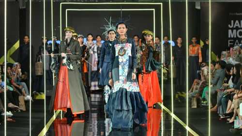 علامات أزياء إماراتية تستحق المتابعة في 2026 