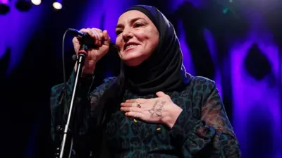 وفاة سينيد أوكونور.. وعائلتها: نحن مدمّرون ونطلب الخصوصية