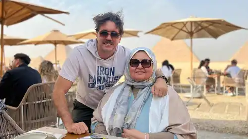 هشام ماجد ووالدته