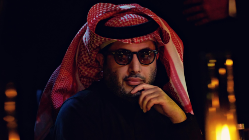 تركي آل الشيخ يمازح الجمهور بعد زيارة المتحف المصري الكبير: لازم تبخروه