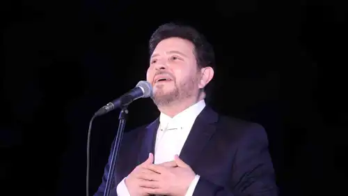 رد رسمي على أنباء وفاة هاني شاكر (خاص)