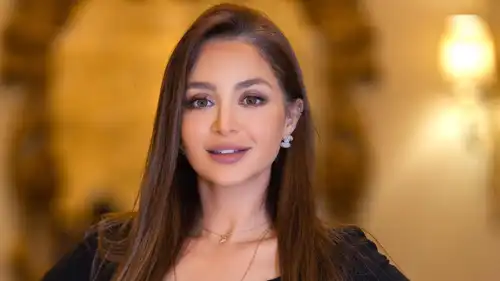 روزينا لاذقاني تدخل الحياة السياسية برسالة مؤثرة بعد تعيينها
