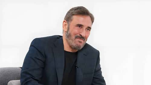 كاظم الساهر: الوالد كان عليه حكم بالإعدام ولكن الوالدة أنقذته
