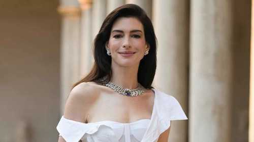 آن هاثاواي تحتفي بفيلم "The Devil Wears Prada 2"
