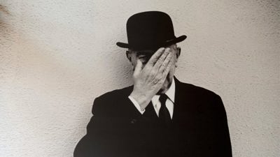 السيرالية تتربع على عرش المزادات مجددًا