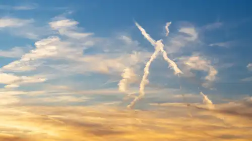 تفسير حلم إشارة X في السماء للعزباء والمتزوجة