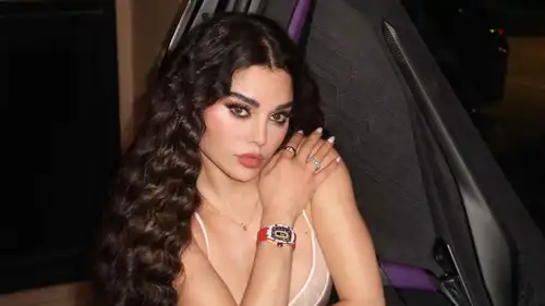 هيفاء وهبي تشوق الجمهور لـ "ميجا هيفا 3"