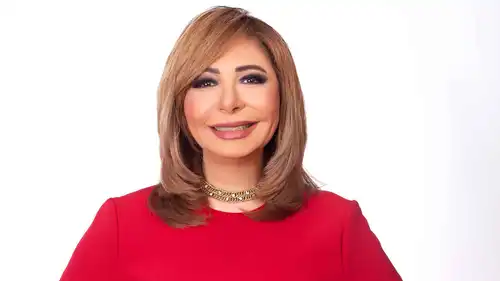 لميس الحديدي تقدم أول بودكاست في مسيرتها المهنية