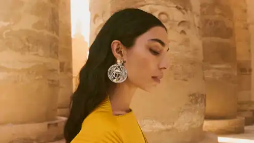 عزة فهمي