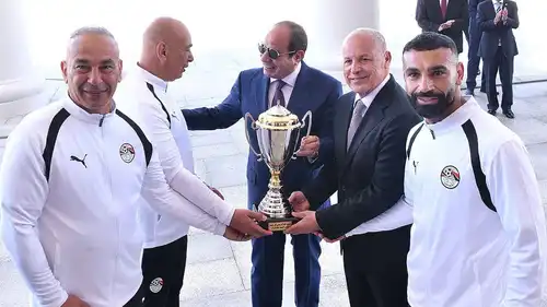 السيسي يكرّم منتخب مصر بعد مشاركته في كأس العالم 2026