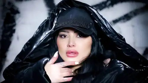 سارة فرح