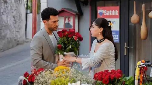 أبطال مسلسل "ورود وخطايا"