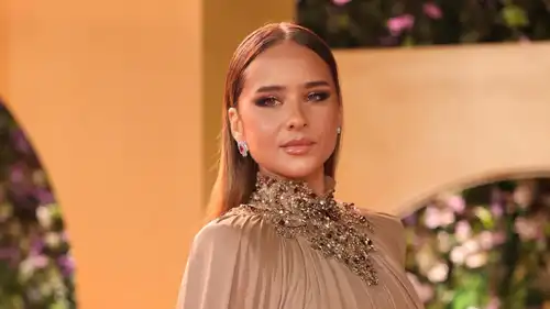 ما حقيقة اعتذار نيللي كريم عن فيلم "القصص"؟