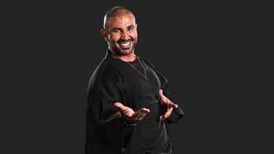 أحمد سعد يشوّق جمهوره لأغنية "مكسرات"