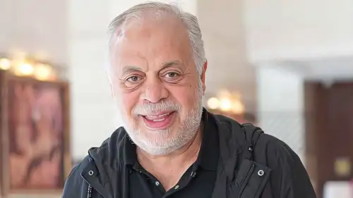 أشرف زكي يعقد اجتماعا حاسما لمناقشة حق الأداء العلني