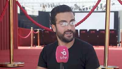 (خاص) مهند الحمدي يكشف طبيعة علاقته بوالدته.. ونجمته المصرية المفضلة